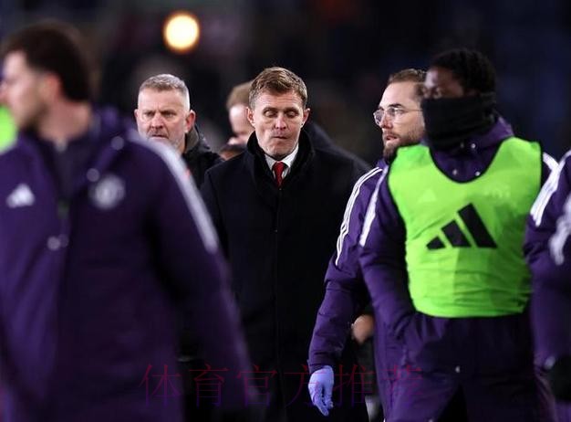 曼联2-2倒数第2!3连平跌英超第7 新帅无缘开门红 8500万新援双响 曼联2-2倒数第2!3连平跌英超第7 新帅无缘开门红 8500万新援双响